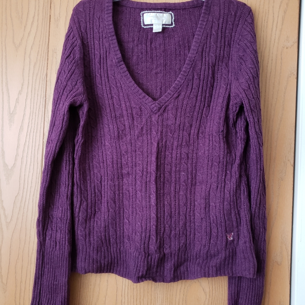 American Eagle Sweater